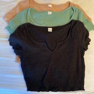 Three, Crop Tops Shirts, Ruffle, V-Neck. Size M.